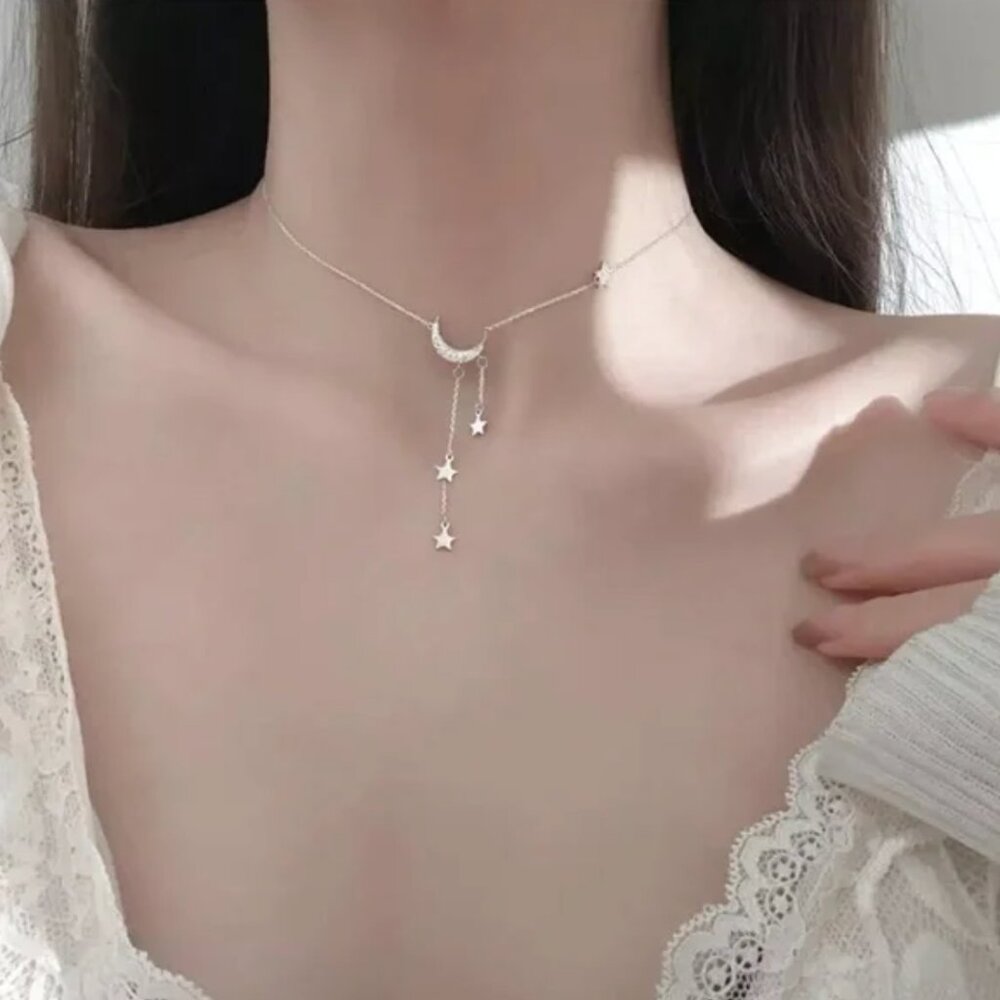 925 Sterling Silver Moon Necklace - Picture 2 of 3
